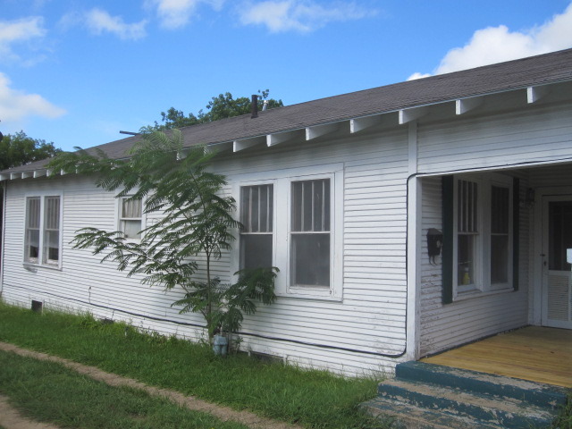 east side view with front porch.jpg